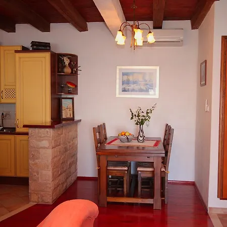 Vakantiehuis Holiday House With A Parking Space Mlini, Dubrovnik - 4714 Mlini